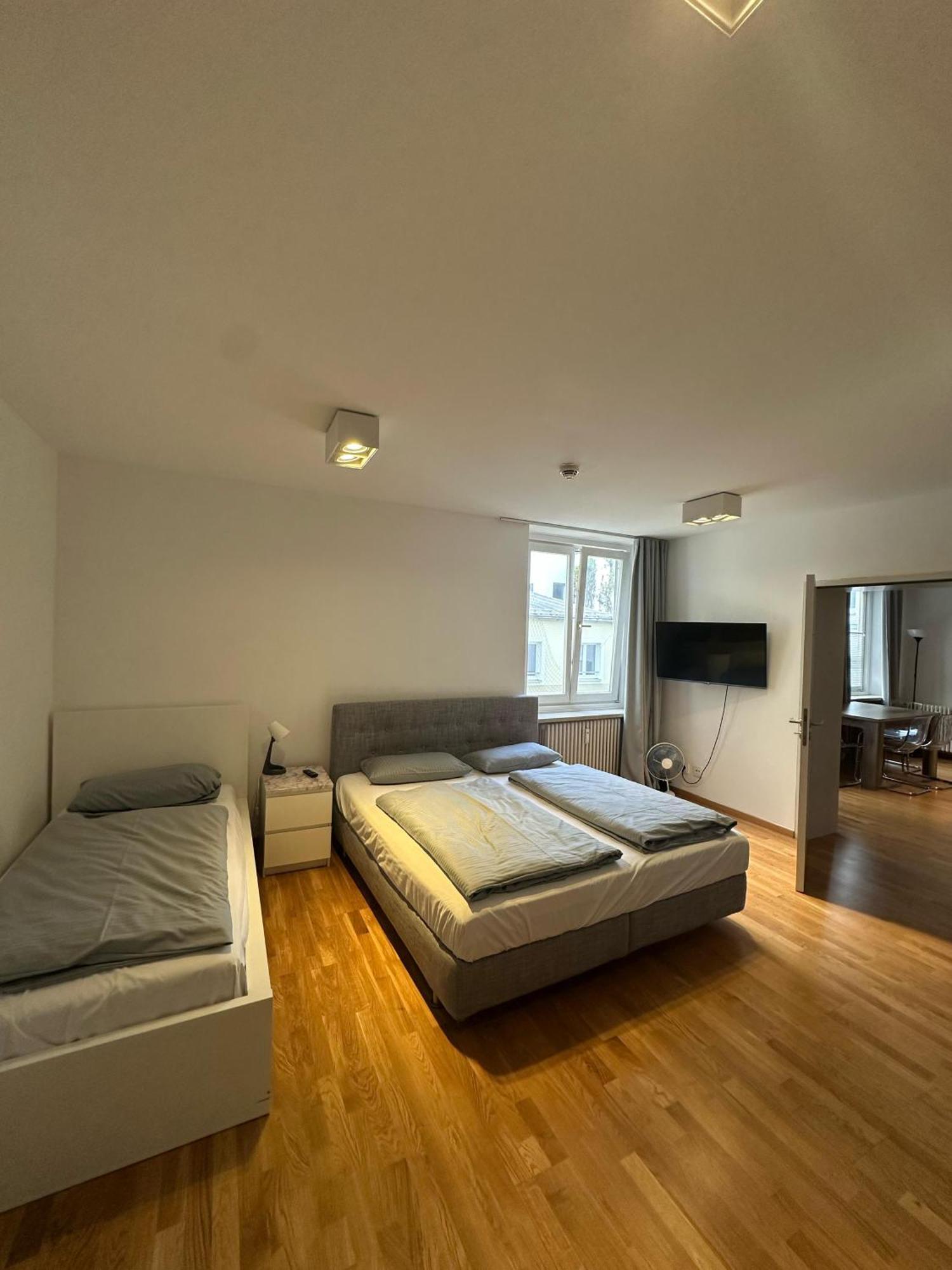 Al Nafurah Apartments Μόναχο Εξωτερικό φωτογραφία