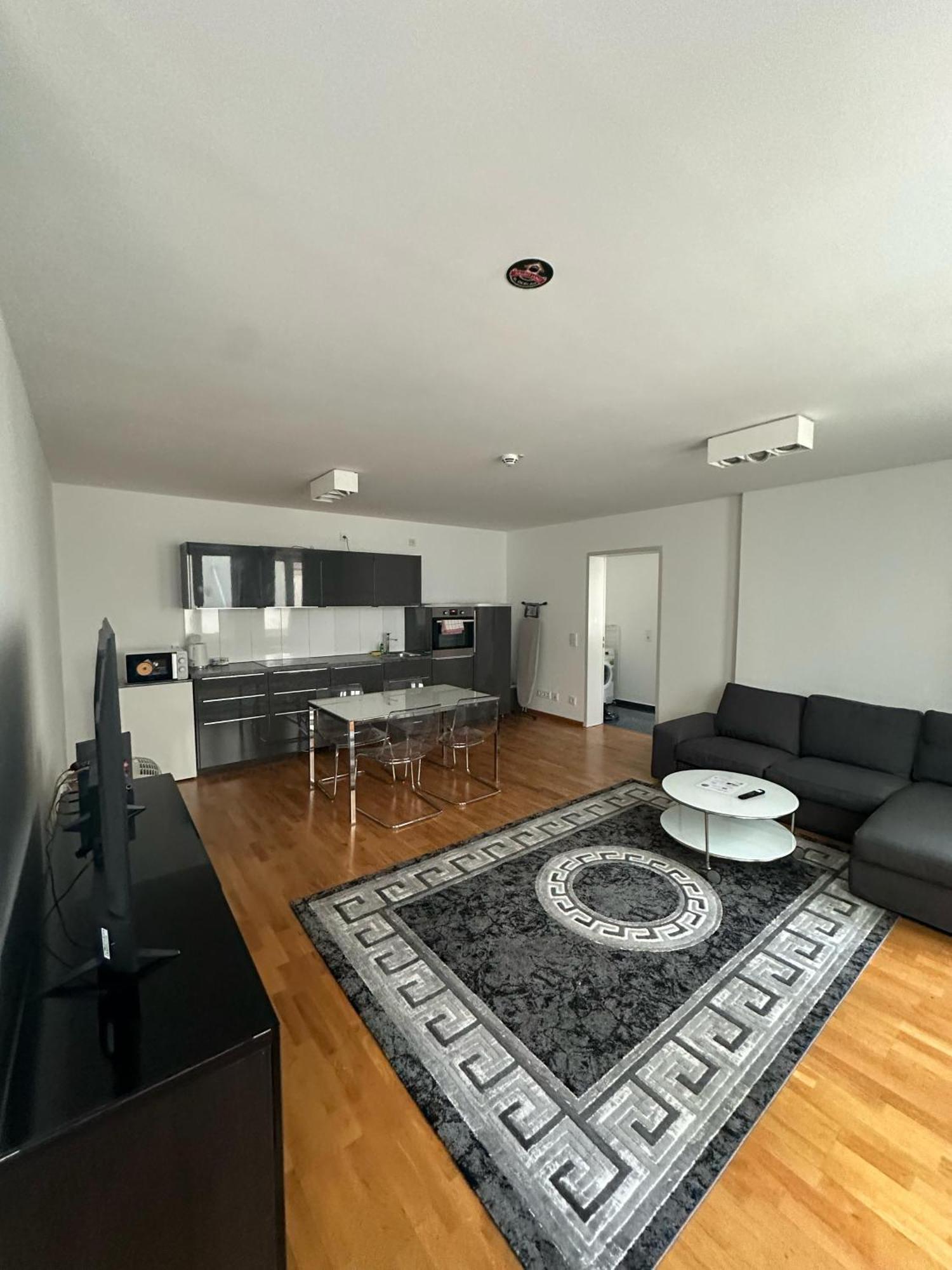 Al Nafurah Apartments Μόναχο Εξωτερικό φωτογραφία