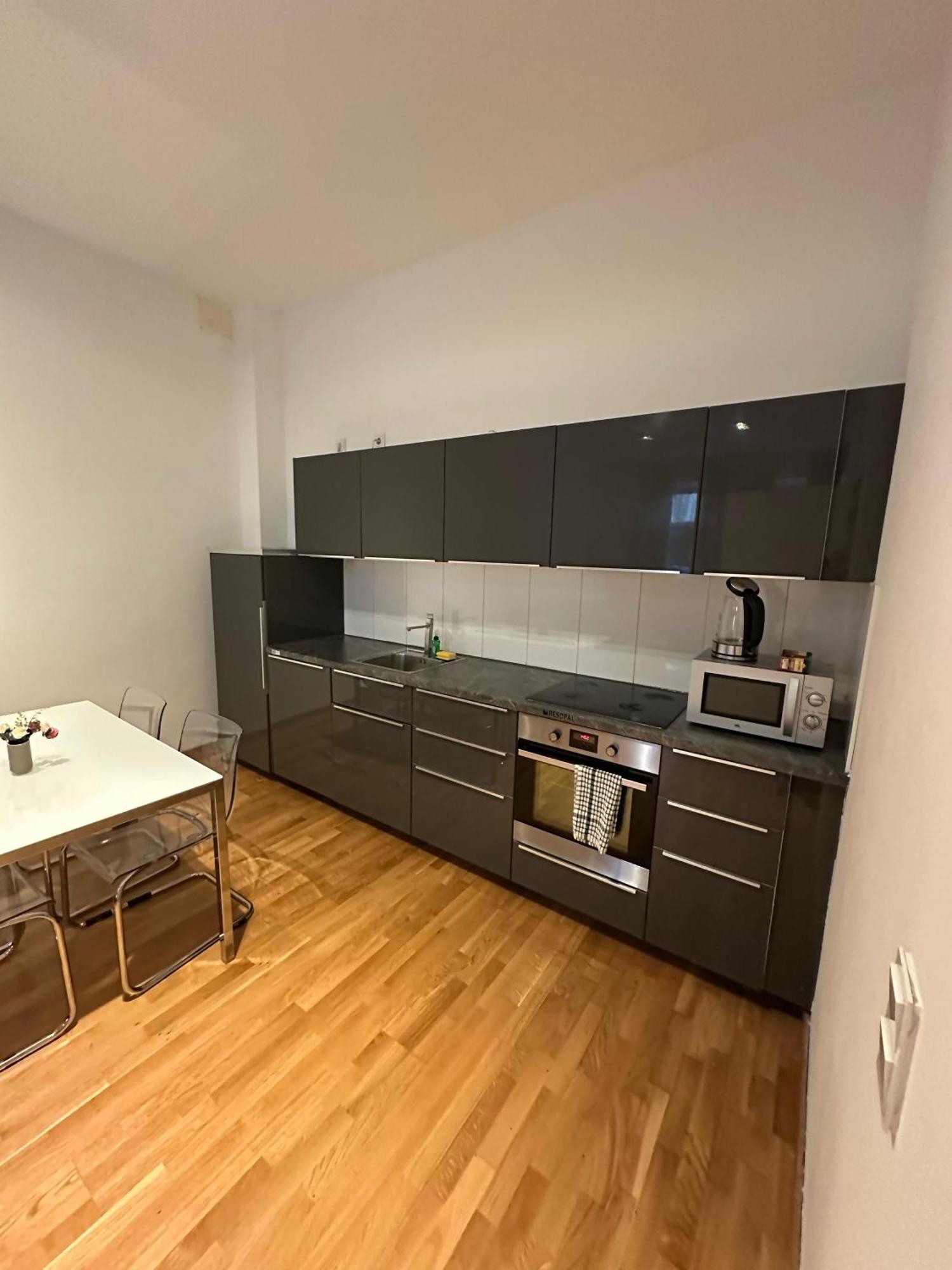 Al Nafurah Apartments Μόναχο Εξωτερικό φωτογραφία